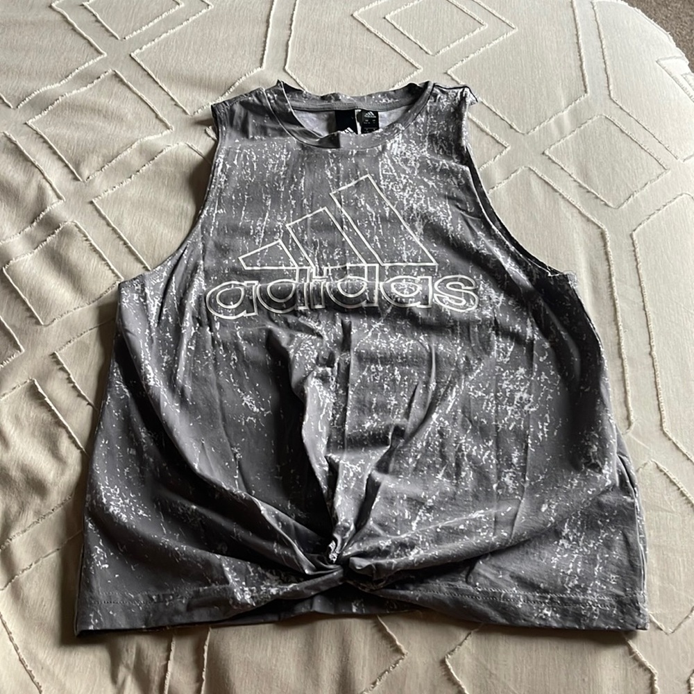 workout top